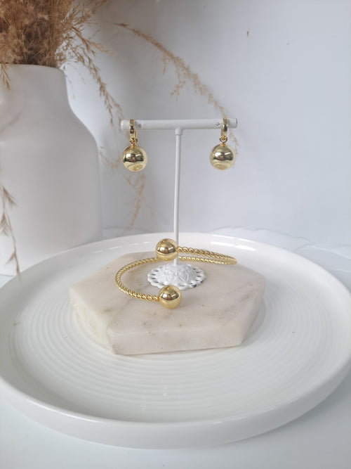 Ball Bangle
